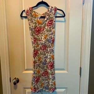 Floral loft dress with buttons